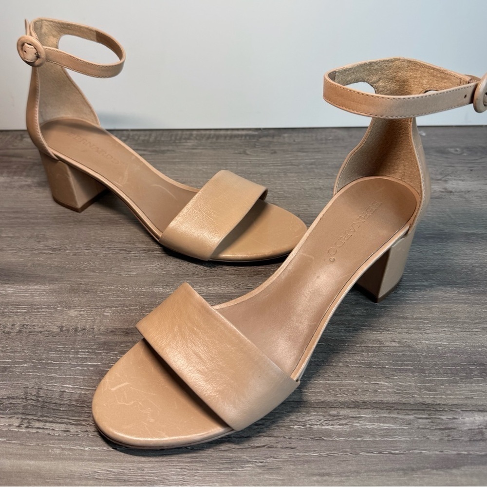 Bernardo Belinda Tan Block Heel Sandals with Ankle Strap size 8.5 $198 - Picture 4 of 11